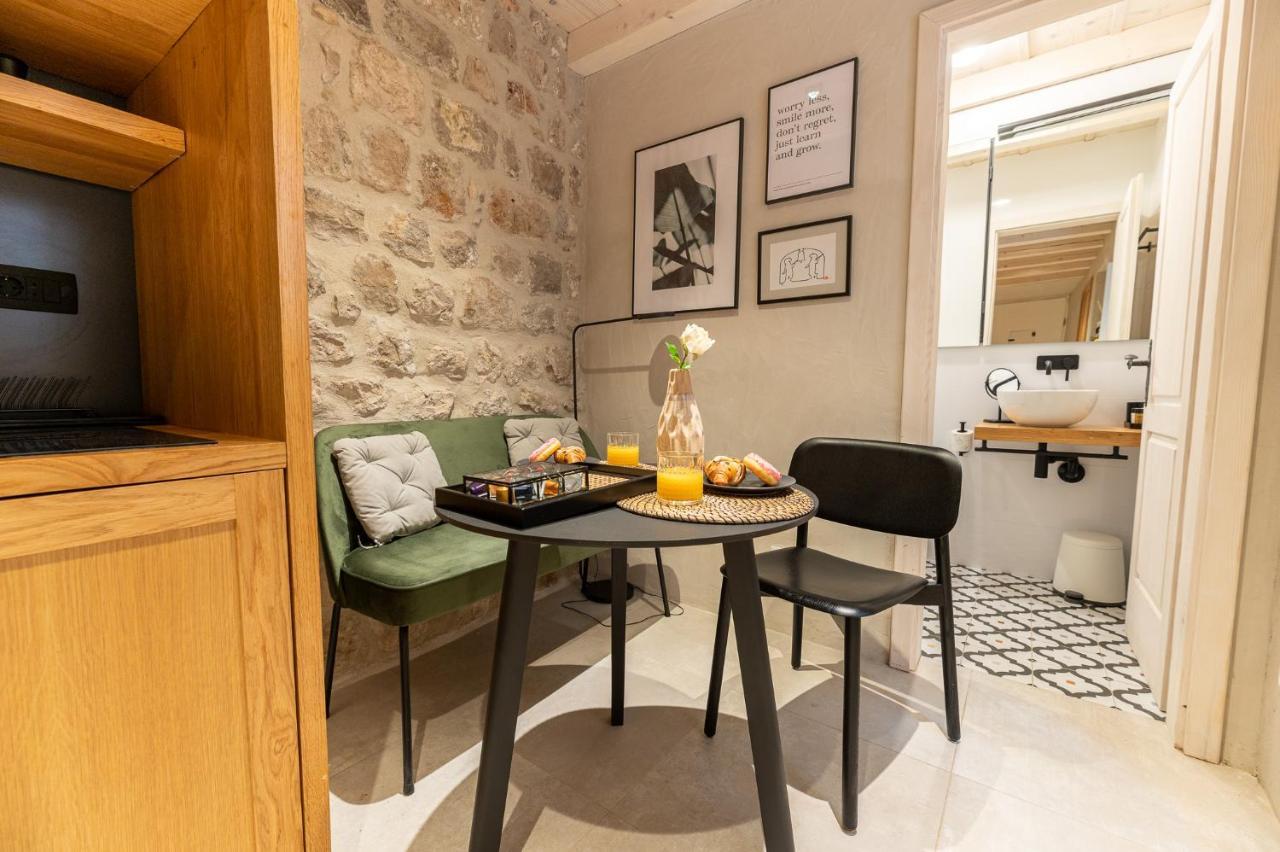 Superior 1 Bedroom Apartment Gabriela Next To Buza Beach Dubrovnik Exterior foto